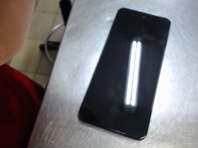 Moto g play 64g avec case