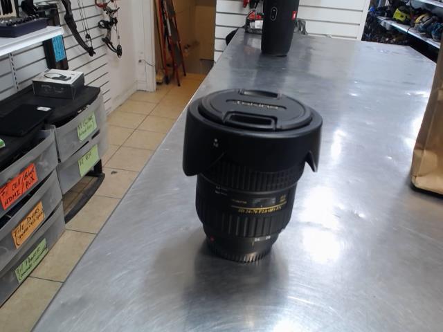 Lentille camera sd24-70 f28