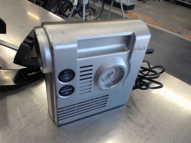 Compreseur pneu pour voiture