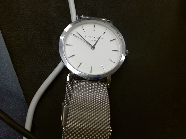 Montre femme argent