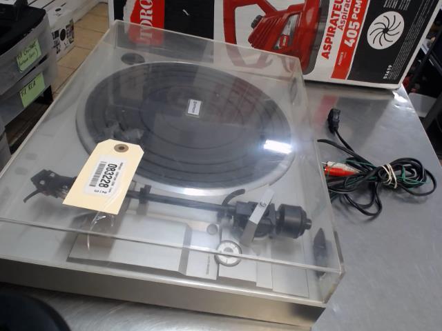 Tourne disque + fils
