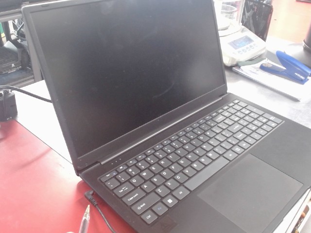 Laptop celeron/8gb ram/500gb hdd+chargeu