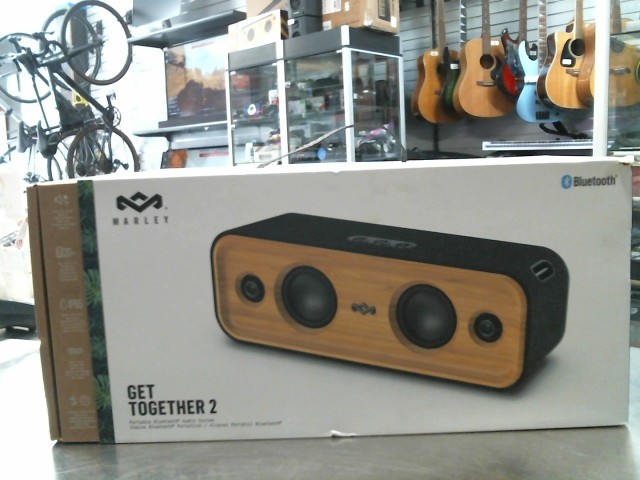 2 haut parleur bluetooth neuf en boite