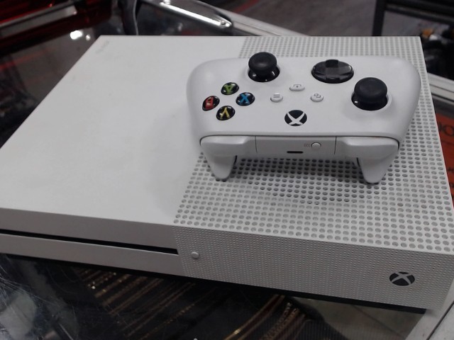 Console xboxn one+manette/fil