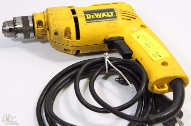 Perceuse dewalt a fil