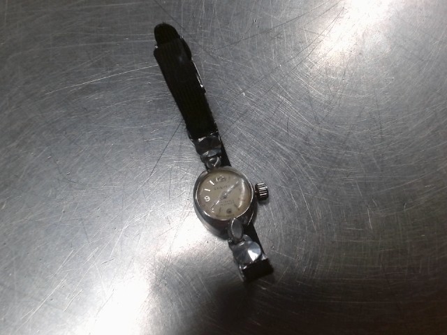 Womens vintage watch 17 jewel