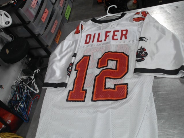 Chandail football dilfer