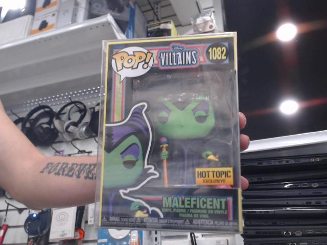 Maleficent hot topic