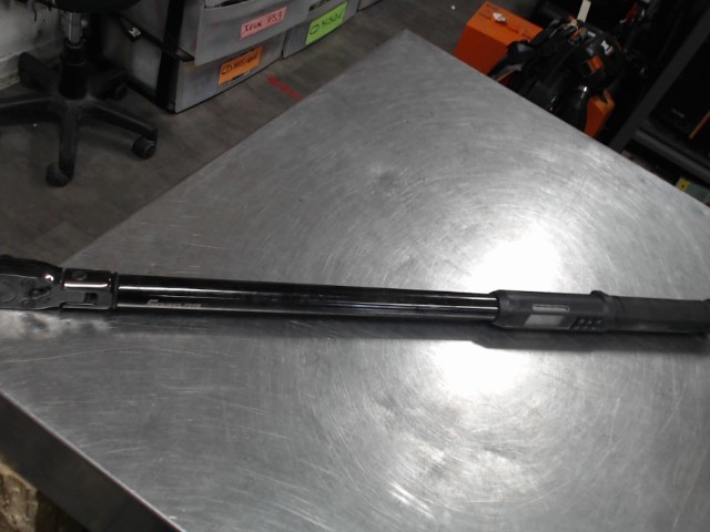 Torque wrench 15-300lbs manuel