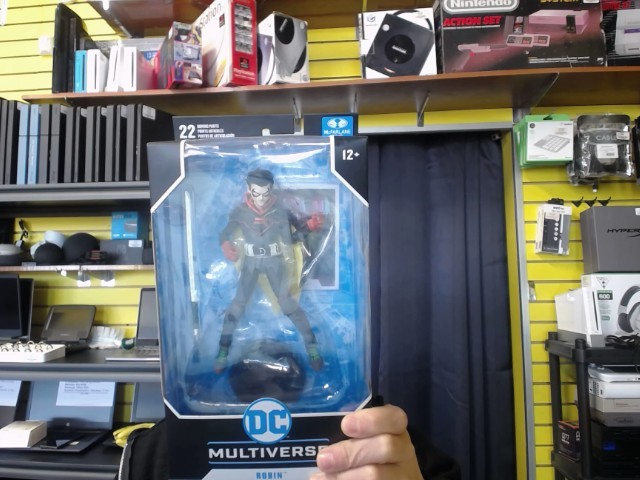 Figurine robin dc multiverse