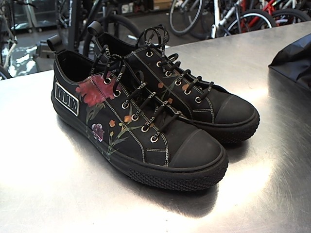 Sneakers 10.5 us valentino