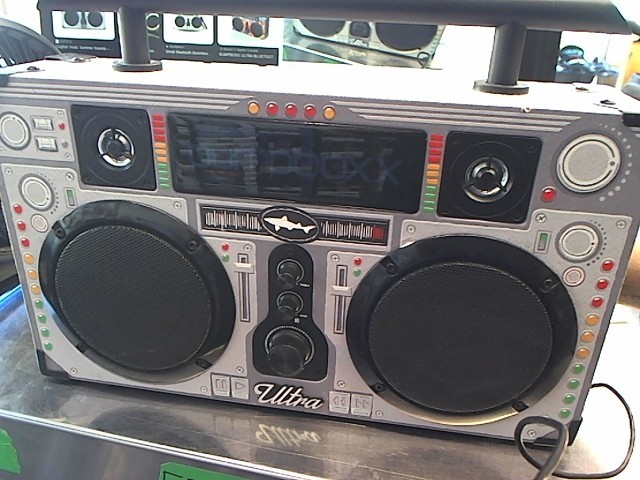 Bumpbox bluetooth/radio dogfish edition