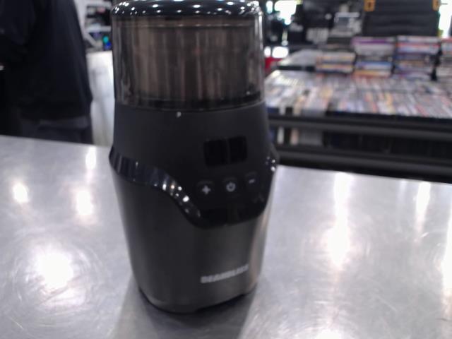 Grinder a caf