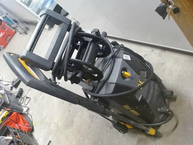 1800 psi pressure washer