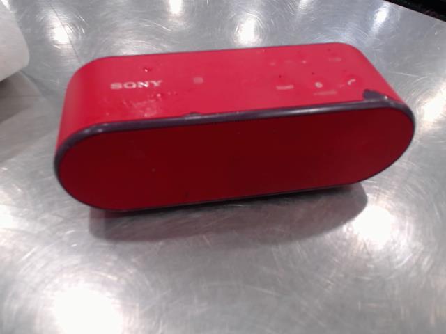 Speaker bluetooth rouge