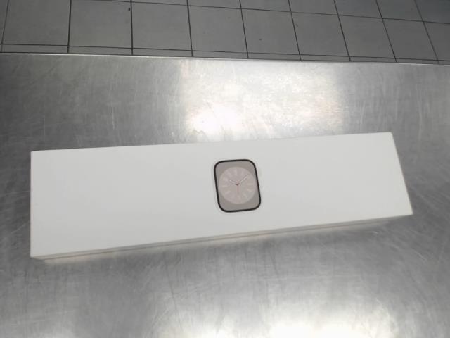 Apple watch serie 8 lte gps dans boite