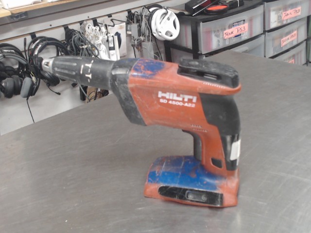 Drill gyps 22v no batt/chargeur