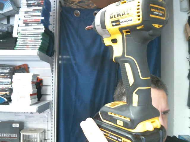 Impact +batt dewalt