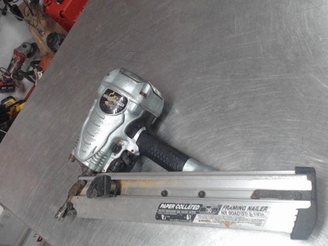 Cloueuse ruff slide