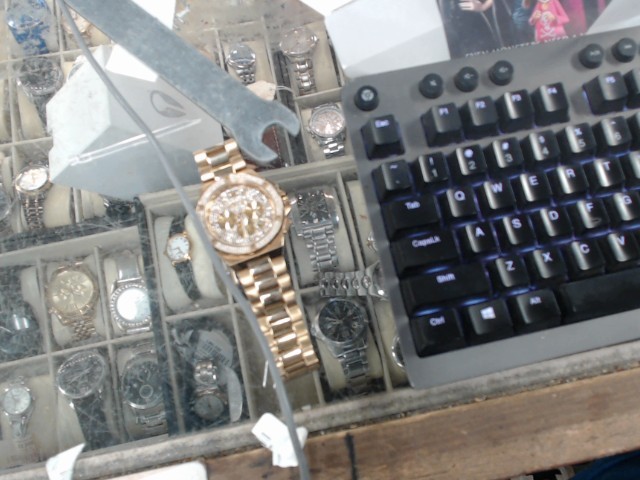 Montre micheal kors dore