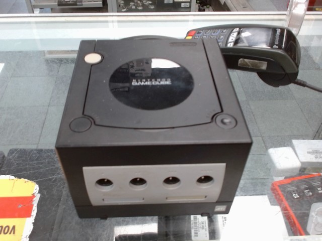 Gamecube noire sans acc no manette