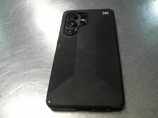 Galaxy s25 ultra avec case