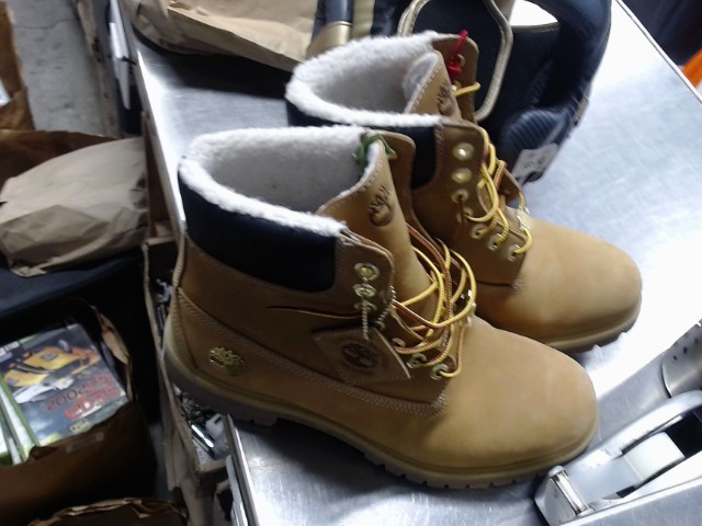 Timberlands size 10