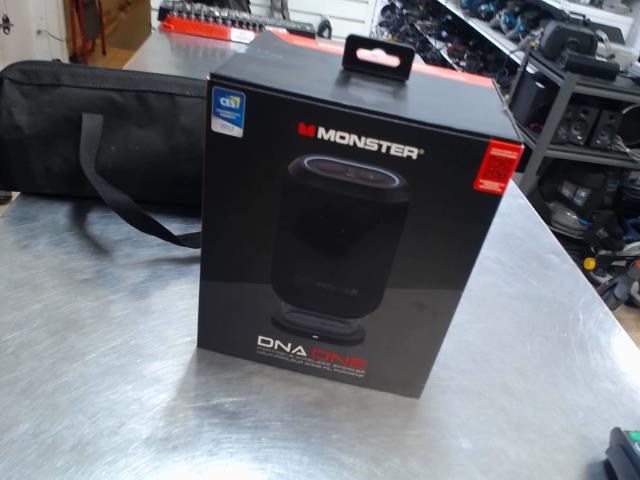 Speaker monster dna one
