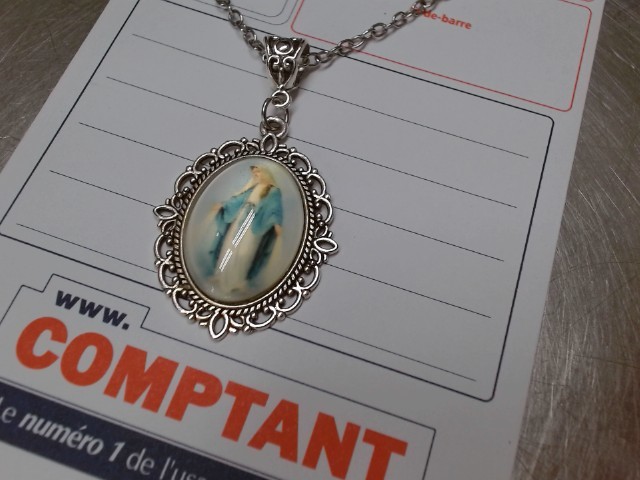 1x collier vierge marie