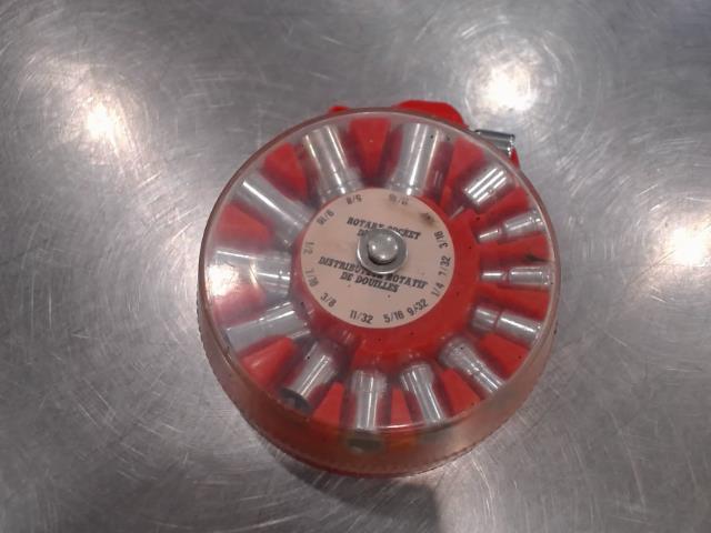 Rotary socker douilles