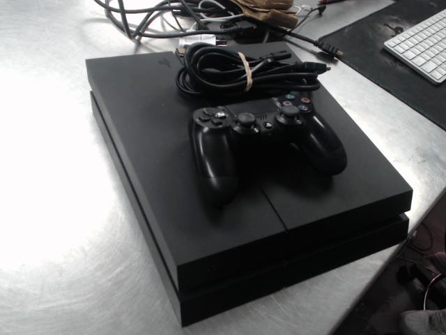 Console avec manette et fils