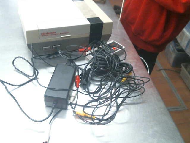 Console nintendo avec une manette
