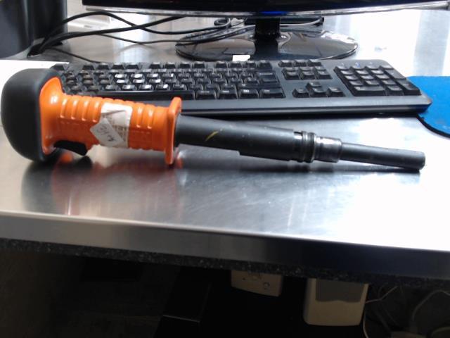 Power actuated tool