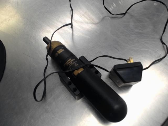 Power ratchet +chargeur balck&decker x2