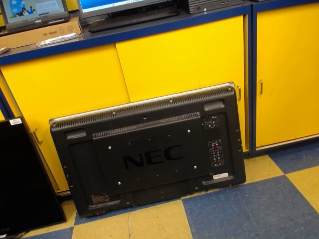 Tv avec manette et pied lcd3735wxm