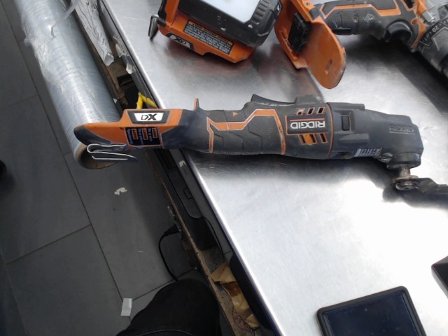 Oscillating tool x4 job max head