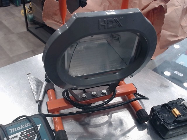 Lumiere de construction