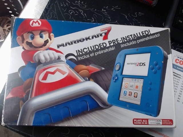 Nintendo 2ds dans la boite