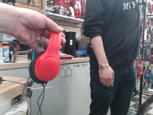 Headphone