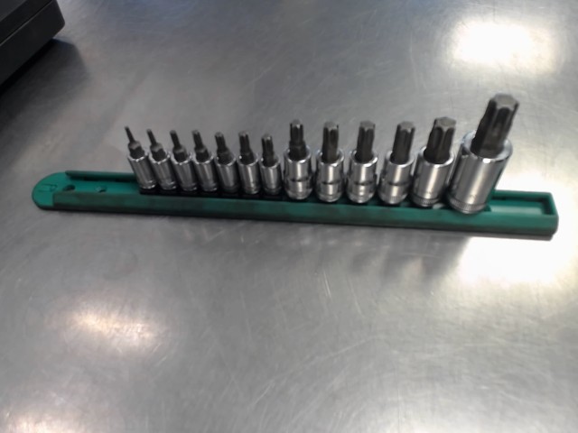 Drive torx bit set 13pcs