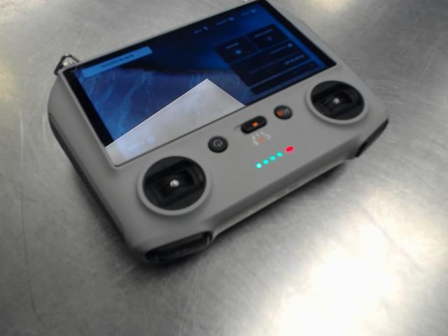 Manette de drone dji