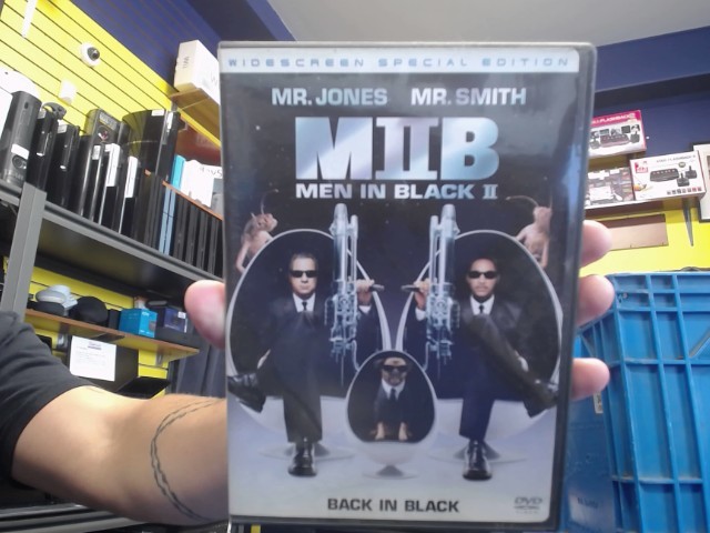Men in black ii 2