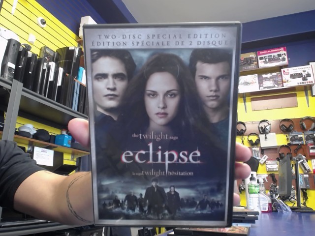 The twilight eclipse hesitation
