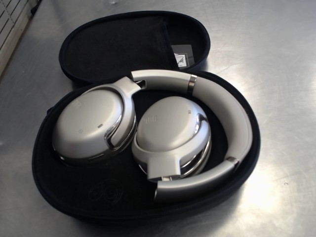 Jbl tour m2