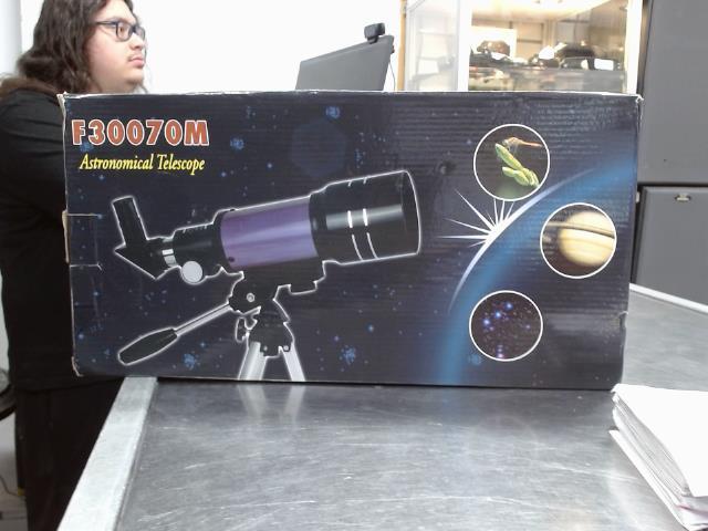 Astonomical telescope neuf