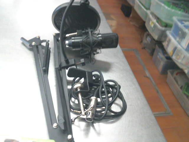 Microphone