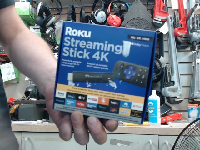 Roku steaming 4k neuf scele