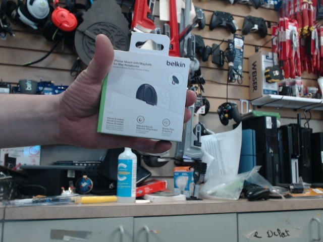 Meet the belkin magsafe iphone mount