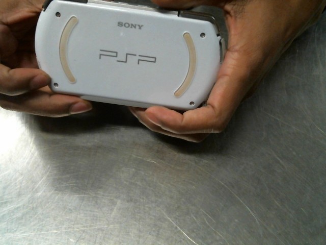 Psp go avec cable