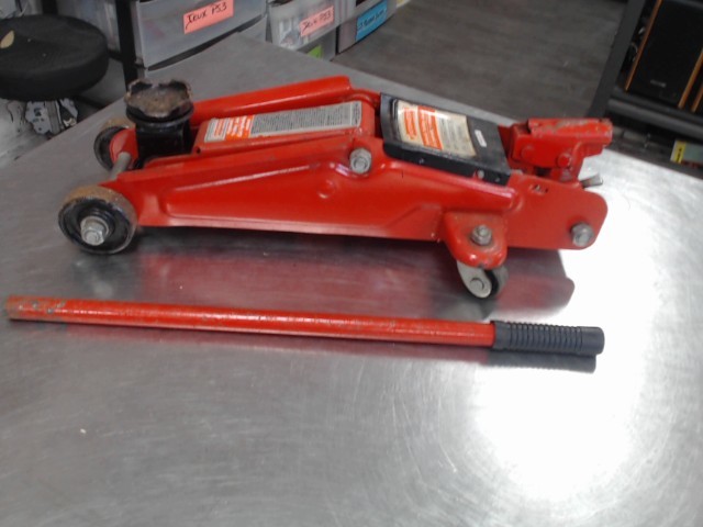 Jack auto 2tonnes+barre